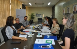 Comissão Julgadora analisa trabalhos inscritos no Prêmio Sistema Fecomércio de Jornalismo 2015 