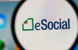 Obrigatoriedade do envio de dados ao eSocial fica para 2016 