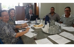 Sindhorbs e Sindeth celebram Convenção Coletiva 2015/2016 